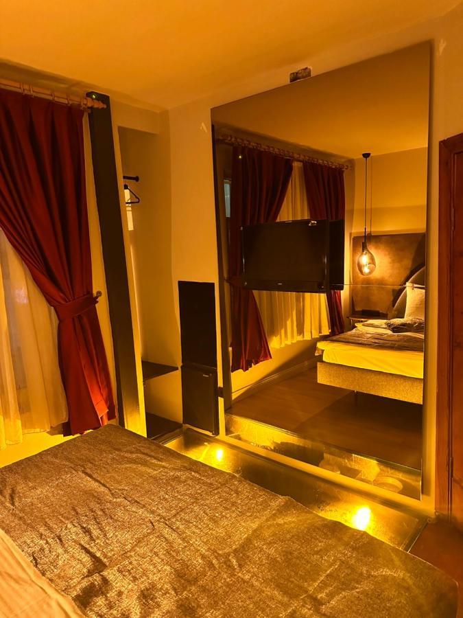 Corner Hot Hotel Istanbul Exterior foto